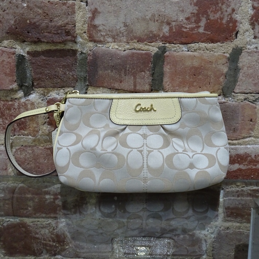 COACH Signature Large Wristlet